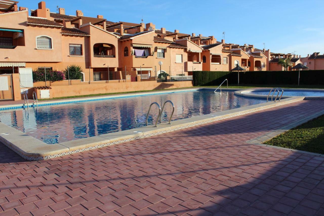 Altos Del Sol Apartman Torrevieja Kültér fotó